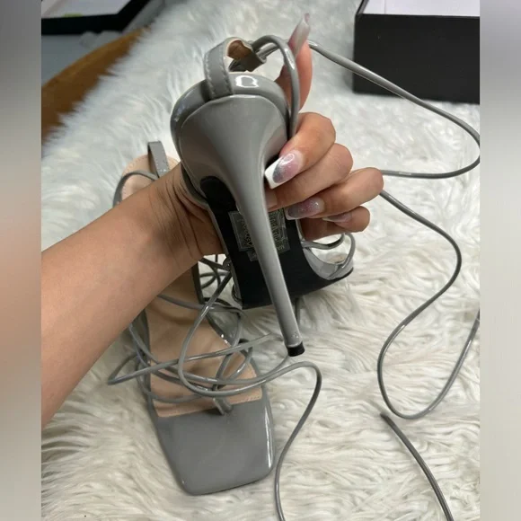 AKIRA AZALEA WANG NIGHTS IN MIAMI STILETTO SANDAL IN GREY - Picture 8 of 10